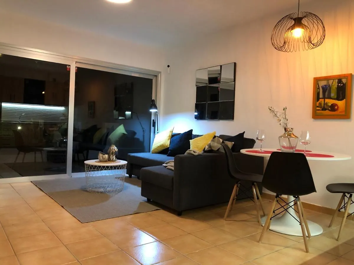 Apt. Balcon Al Mar. Sea View Apartment Tias 0*,  Spain